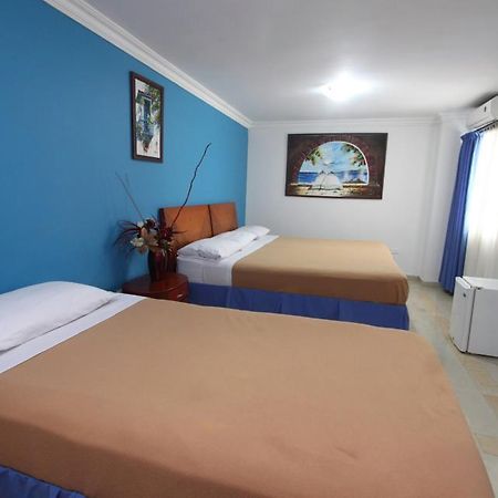 Charthon Inn 巴兰基亚 外观 照片