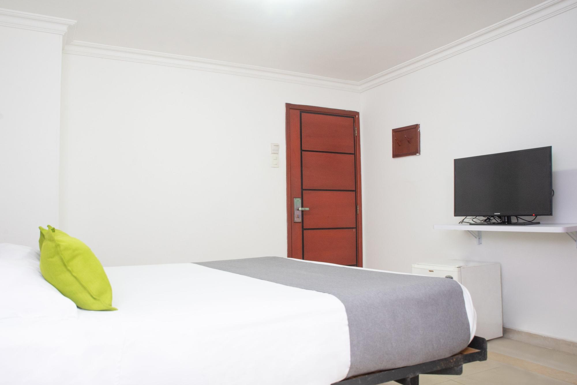 Charthon Inn 巴兰基亚 外观 照片