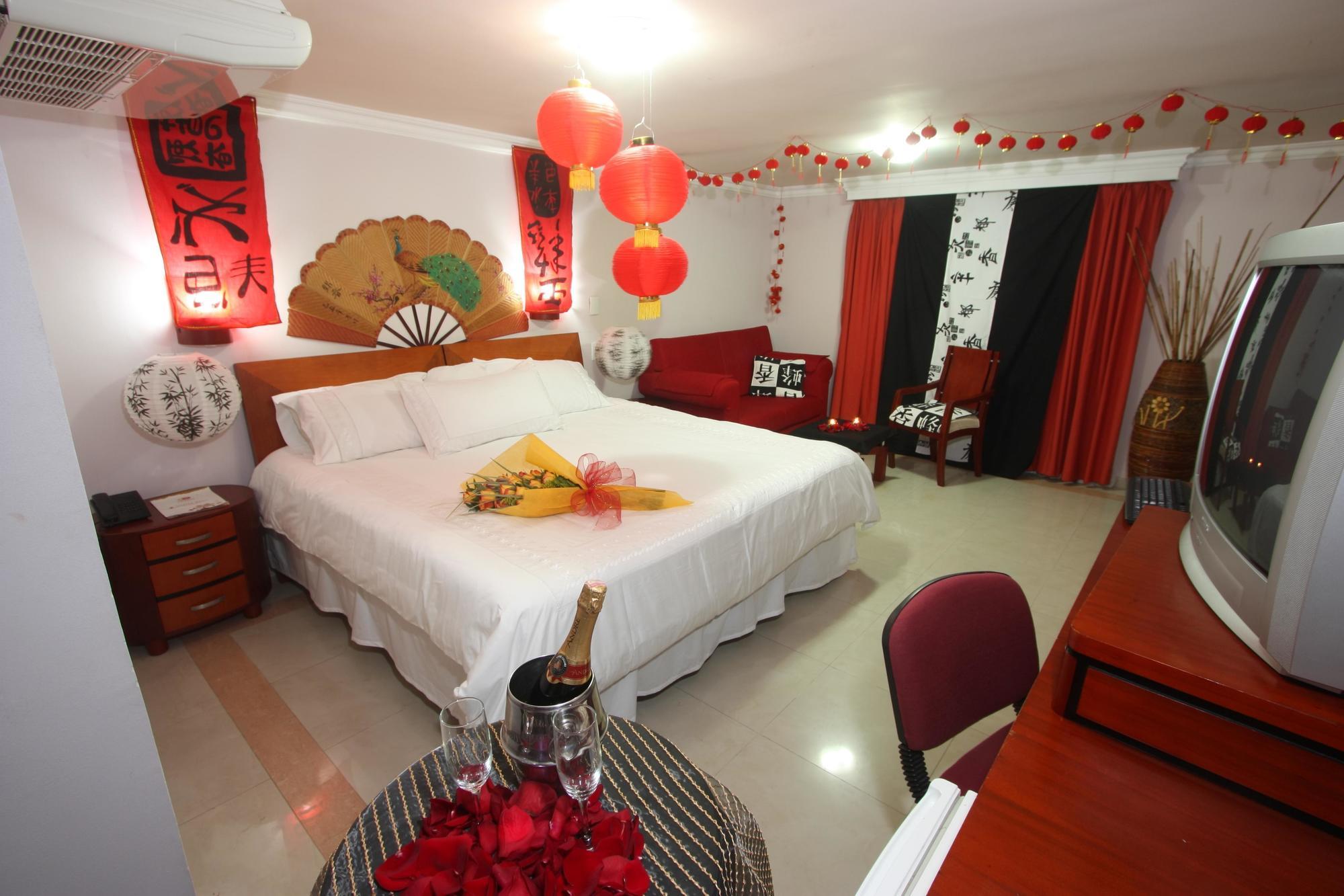 Charthon Inn 巴兰基亚 外观 照片
