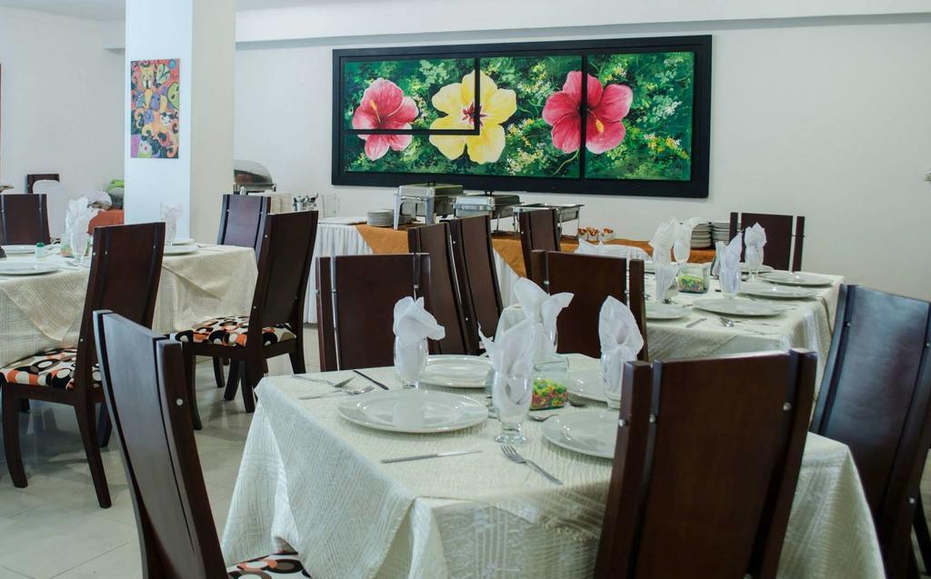 Charthon Inn 巴兰基亚 外观 照片